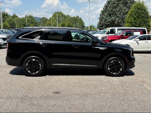 2024 Kia Sorento S - Photo 7