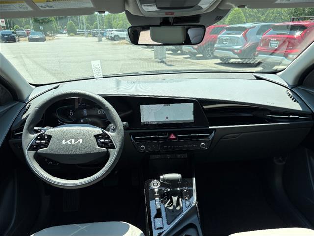 2025 Kia Niro EX - Photo 7