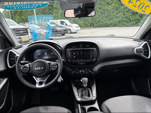 2024 Kia Soul LX - Photo 7