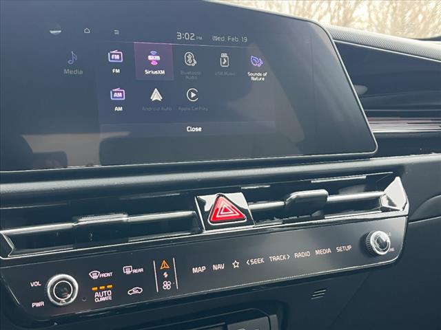 2025 Kia Niro EX - Photo 8