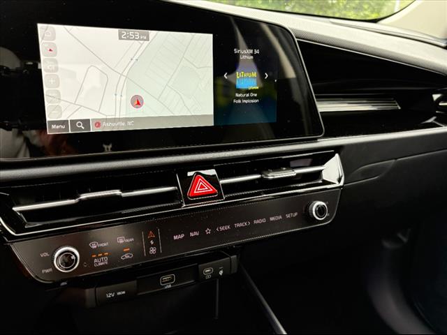 2025 Kia Niro EX - Photo 9