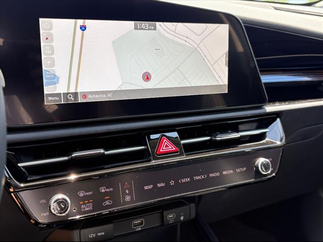 2025 Kia Niro EX Touring - Photo 9