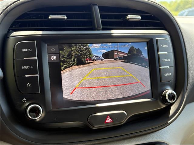 2024 Kia Soul LX - Photo 9