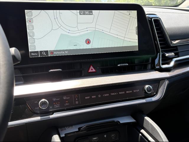 2025 Kia Sportage Hybrid EX - Photo 9