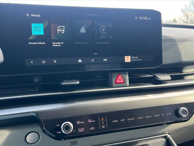 2025 Kia Carnival SX