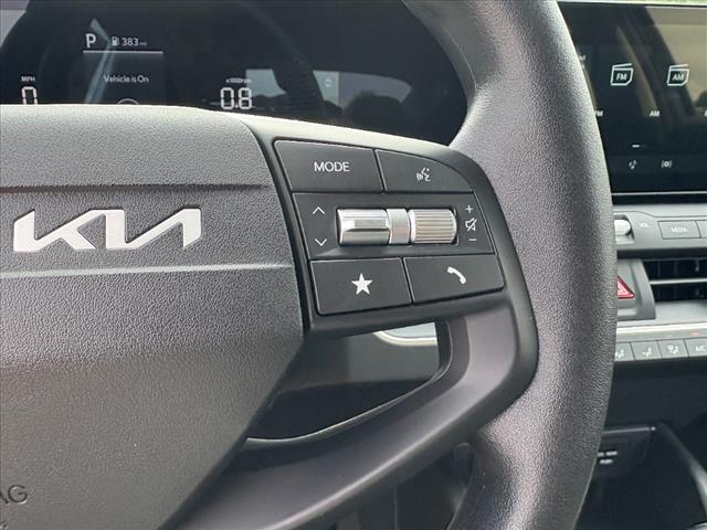 2025 Kia K4 LX