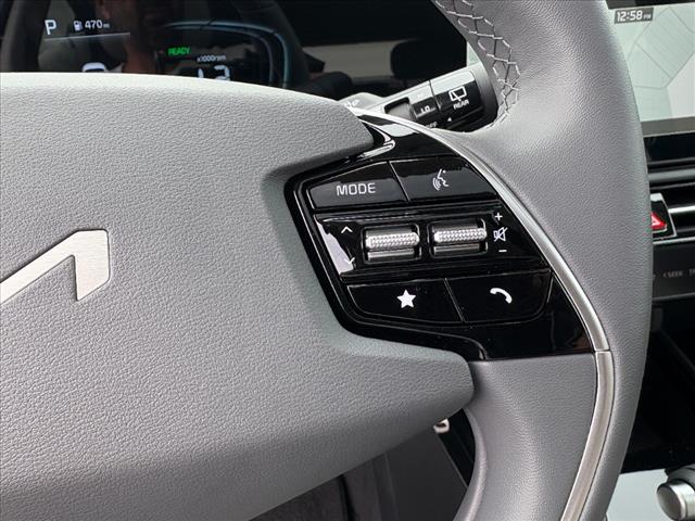 2025 Kia Niro EX Touring