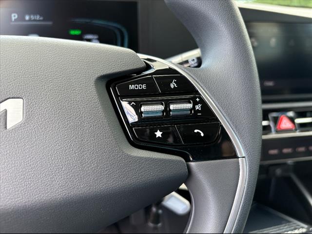 2025 Kia Niro LX