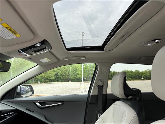 2025 Kia Niro EX Touring