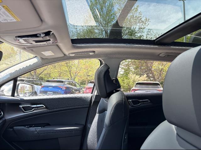 2025 Kia Sportage Hybrid EX