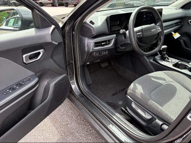 2025 Kia K4 LX