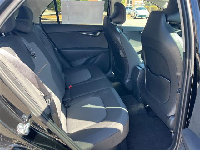 2025 Kia Niro LX