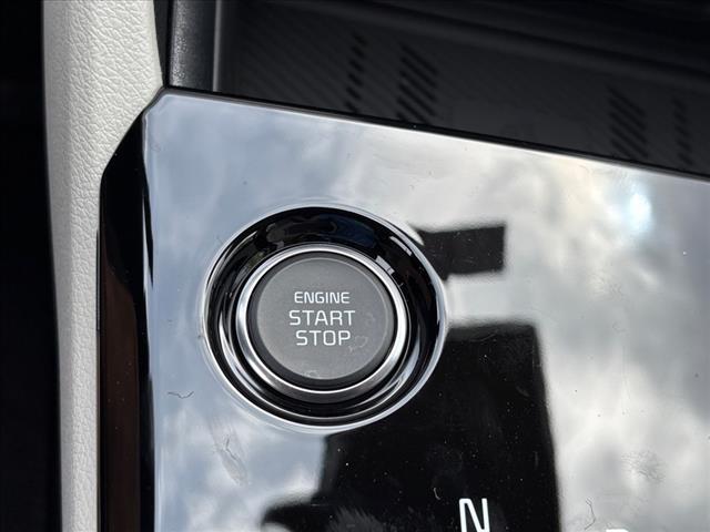 2025 Kia Sportage Hybrid EX