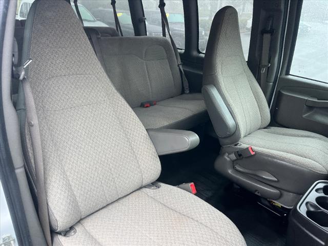 2022 Chevrolet Express LS