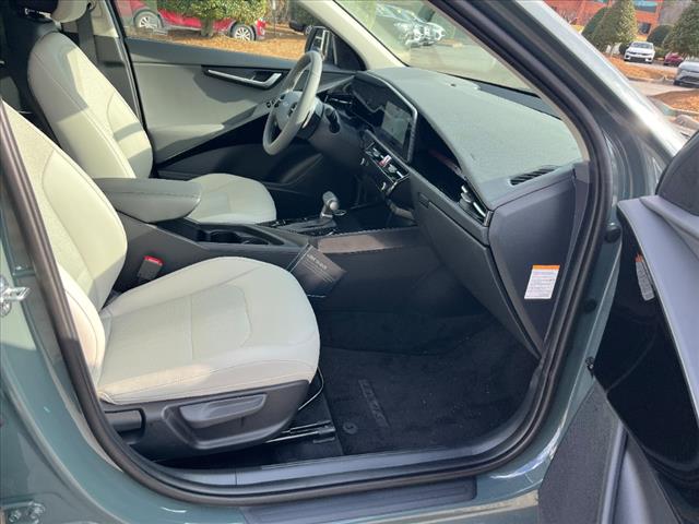 2025 Kia Niro EX