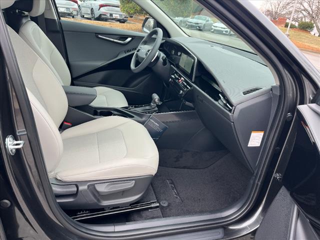 2025 Kia Niro EX