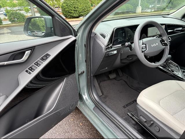 2025 Kia Niro EX