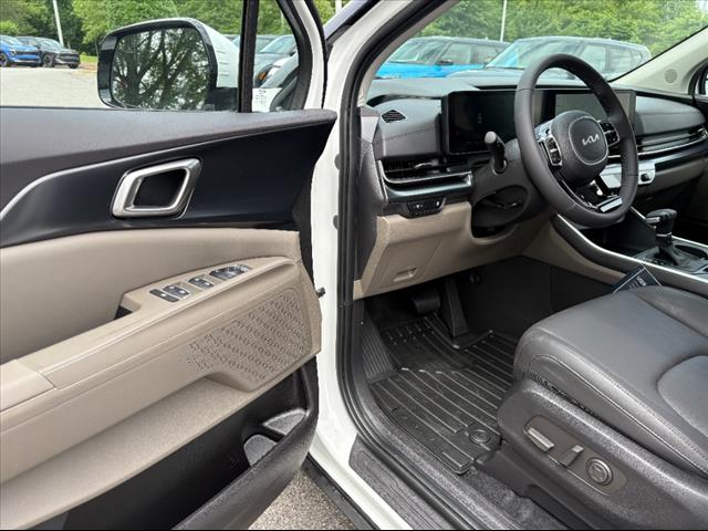 2025 Kia Carnival LXS