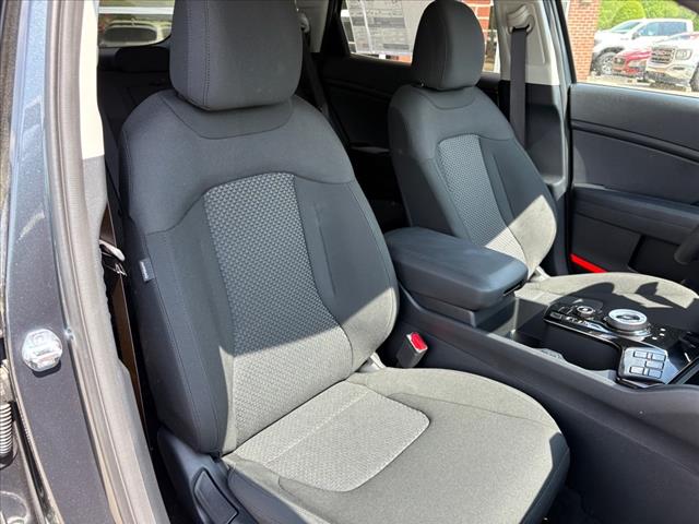 2025 Kia Sportage Hybrid LX