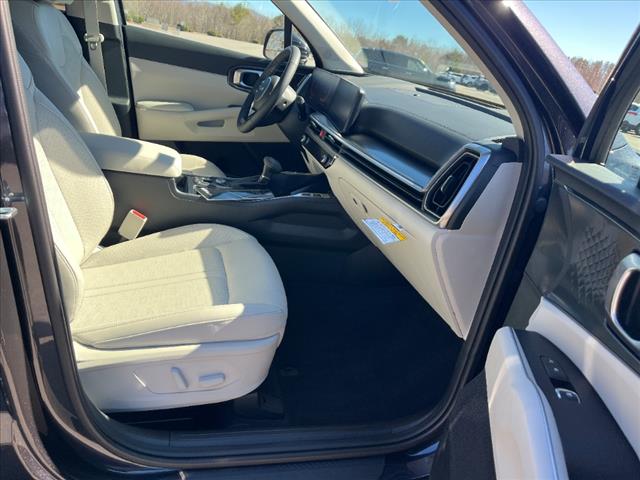 2025 Kia Sorento EX