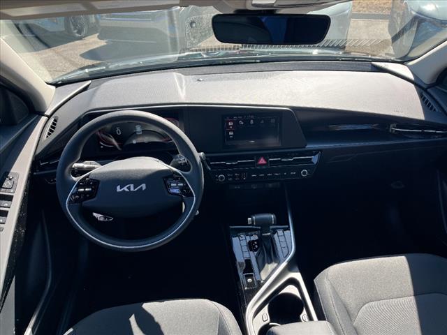 2025 Kia Niro LX