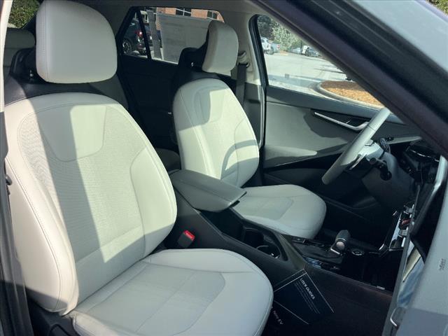 2025 Kia Niro EX