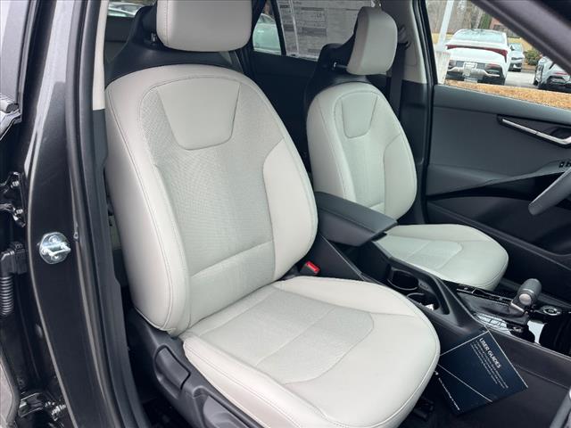2025 Kia Niro EX