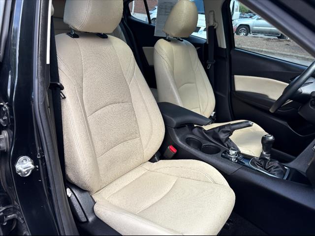 2015 Mazda Mazda3 i Touring