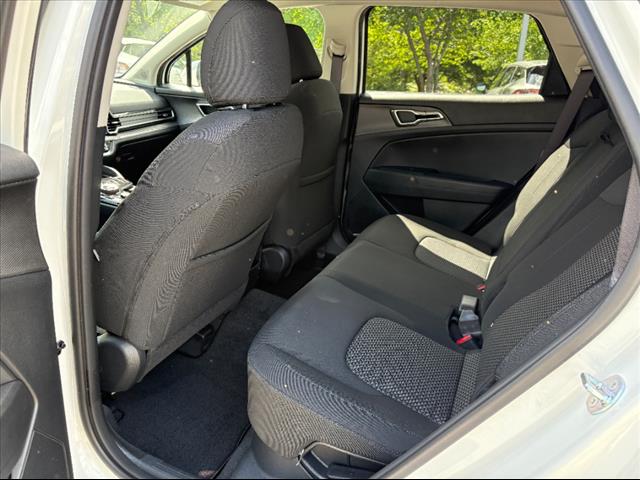 2025 Kia Sportage Hybrid LX