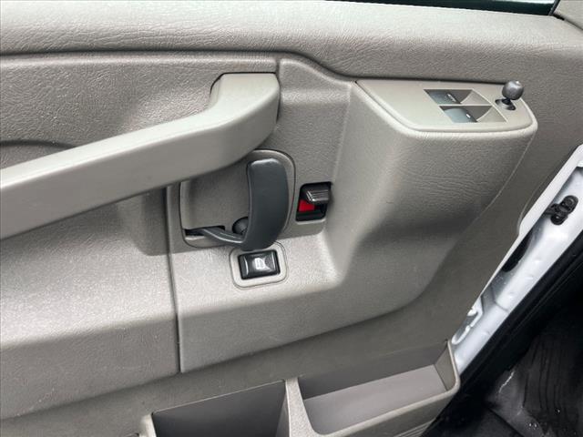 2022 Chevrolet Express LS