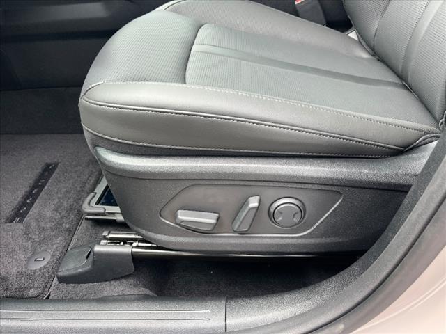 2025 Kia Sorento X-Line EX