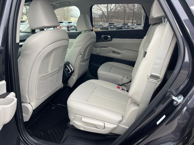 2025 Kia Sorento EX
