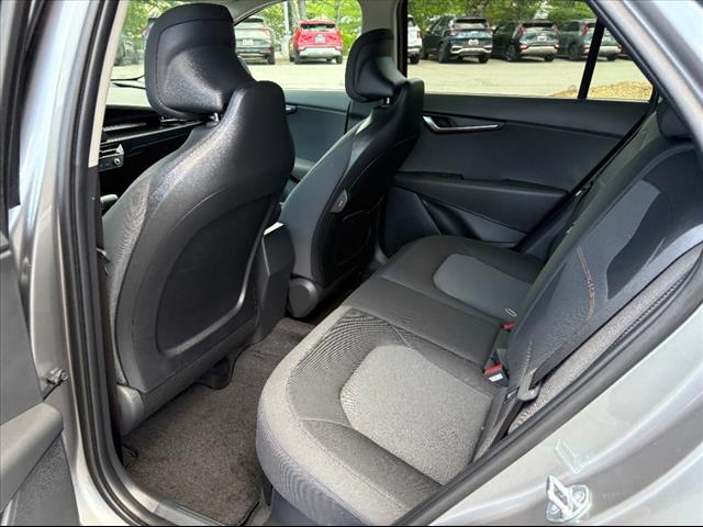 2025 Kia Niro LX