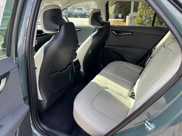 2025 Kia Niro EX