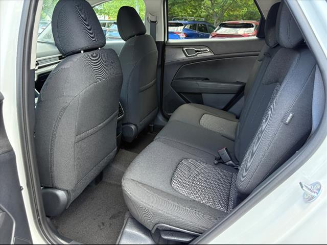 2025 Kia Sportage LX