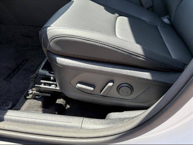 2025 Kia Sportage Hybrid EX