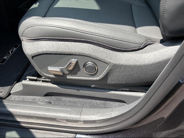 2026 Kia EV9 Light Long Range
