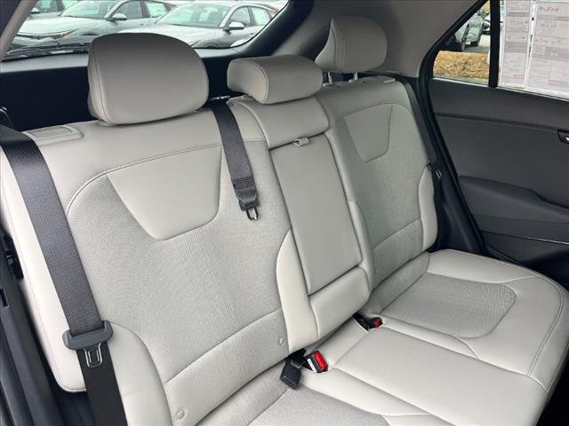 2025 Kia Niro EX