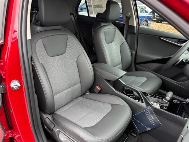 2025 Kia Niro EX