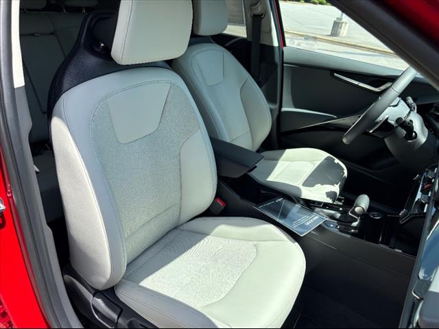 2025 Kia Niro EX