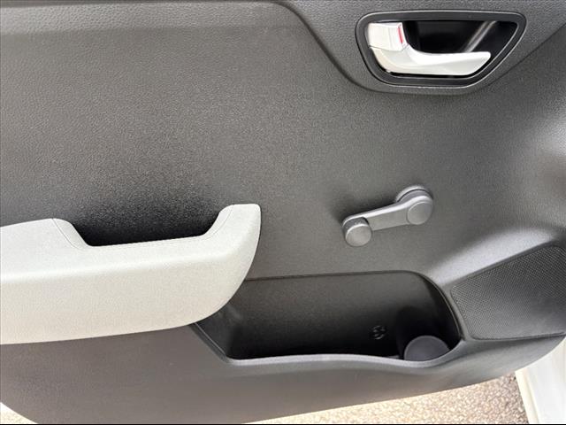 2018 Kia Rio 5-Door LX