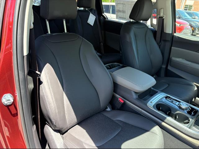 2025 Kia Carnival Hybrid EX