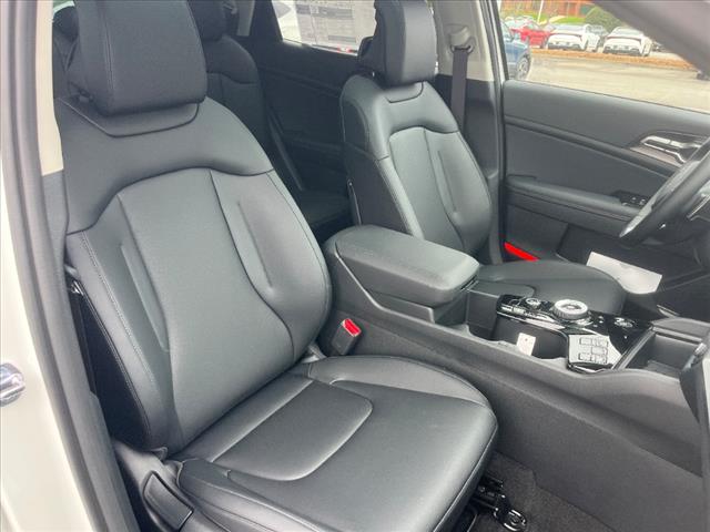 2025 Kia Sportage Hybrid EX