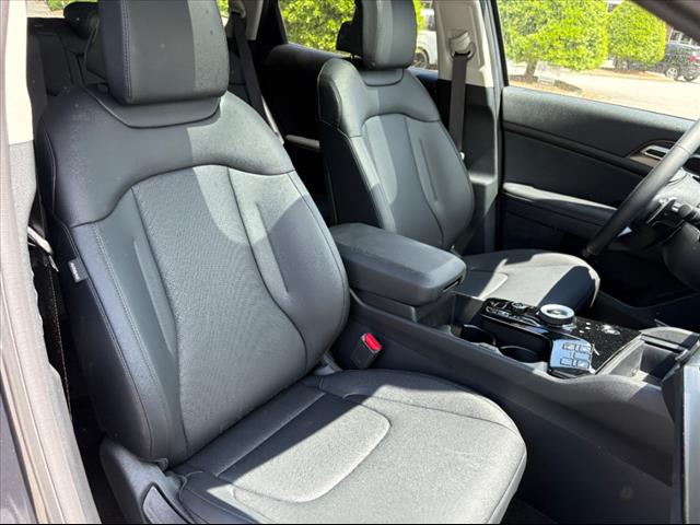 2025 Kia Sportage Hybrid EX