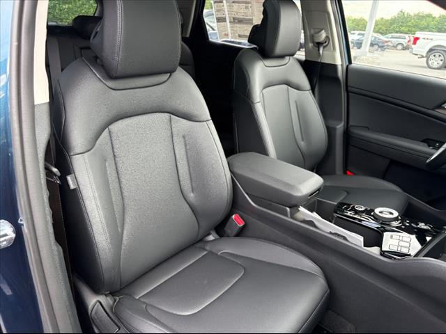 2025 Kia Sportage Hybrid EX