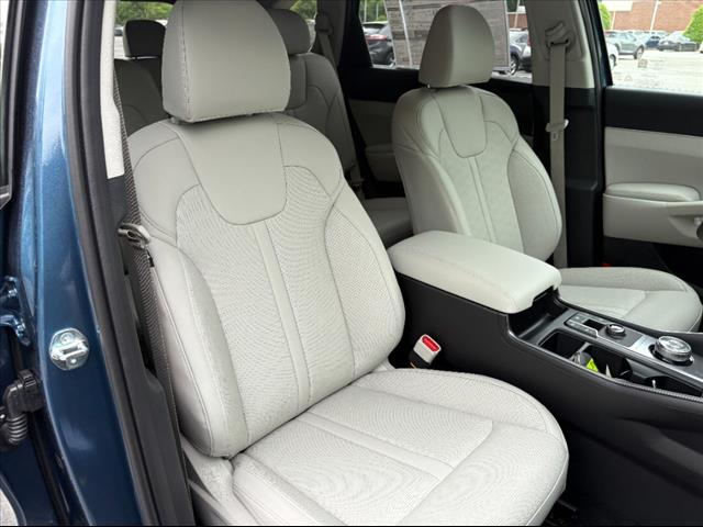 2025 Kia Sorento Hybrid EX