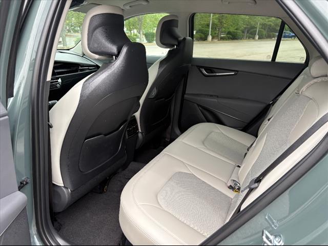 2025 Kia Niro EX