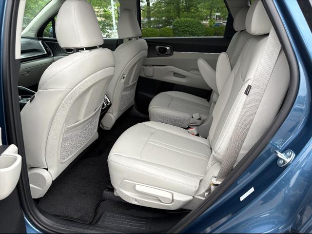 2025 Kia Sorento Hybrid EX