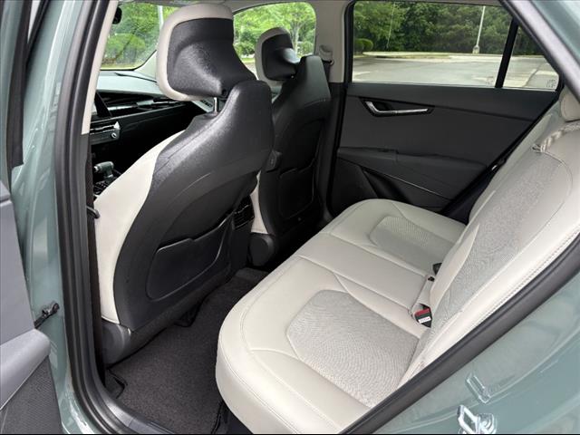 2025 Kia Niro EX