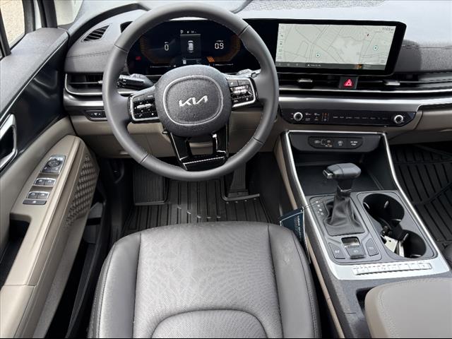 2025 Kia Carnival LXS